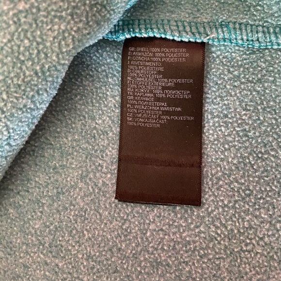 North Face 1/4 Zip - Picture 4 of 7